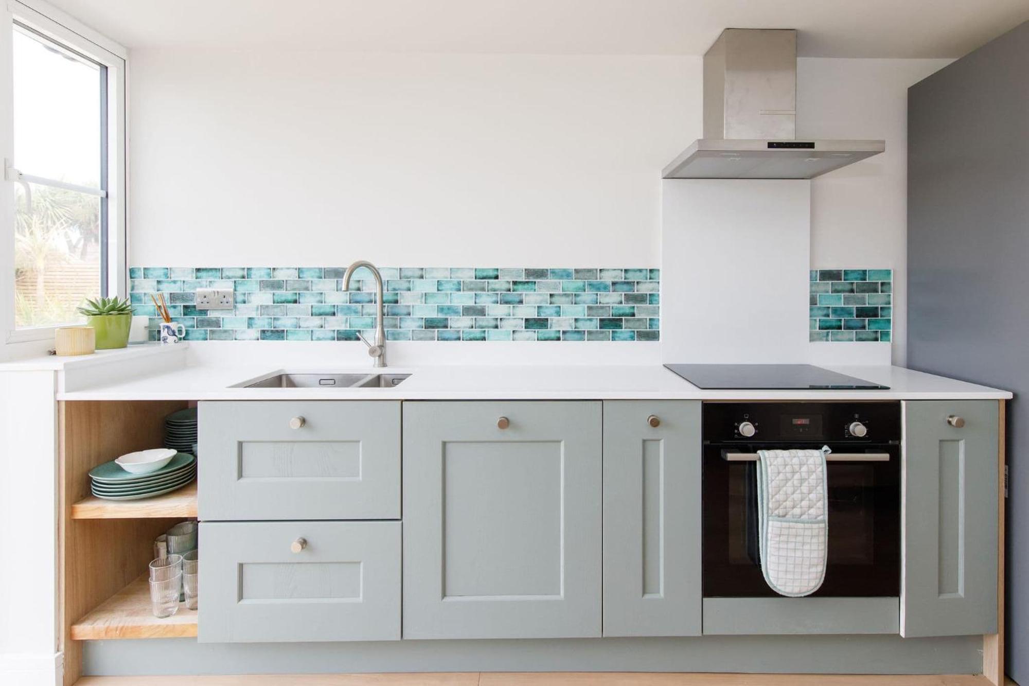 Mariners: Stylish Beachside Getaway With Sea Views * East Wittering